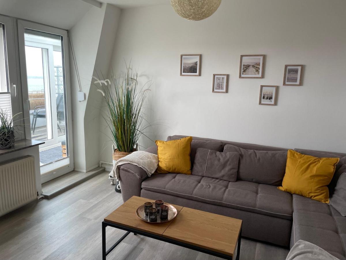 Mit Direktem Meerblick Appartement Laboe